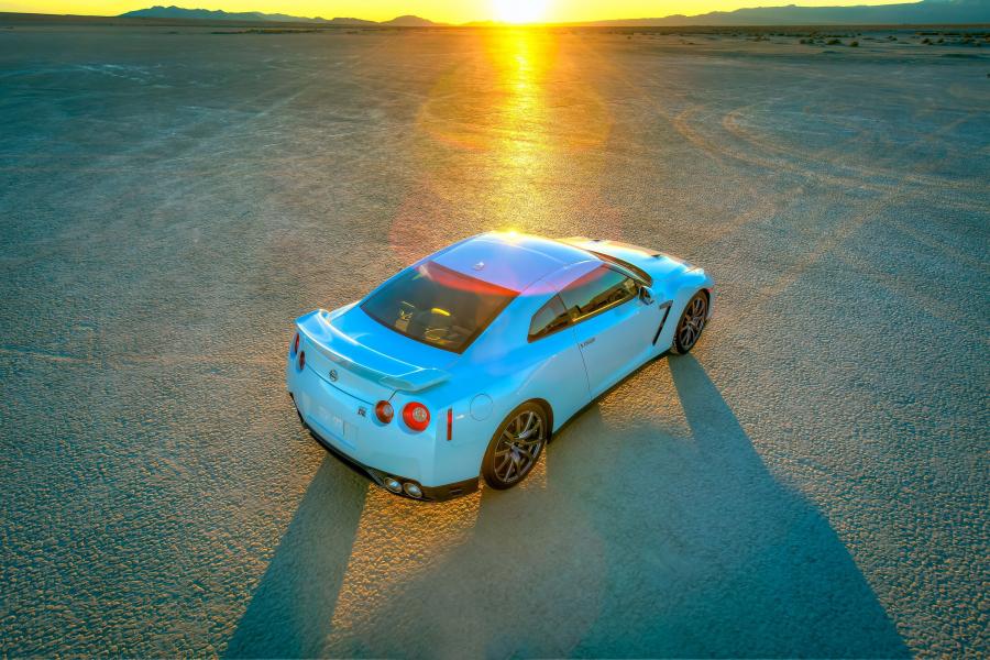  Nissan GT-R 2013 года  (US) (фото 8 из 27)